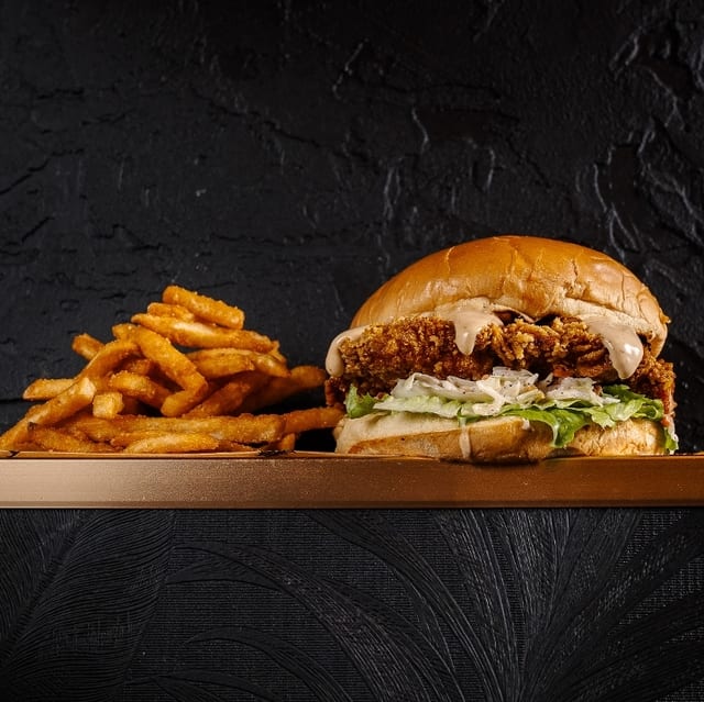 Schnitzel Burger.