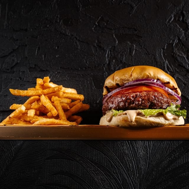 Classic Burger.