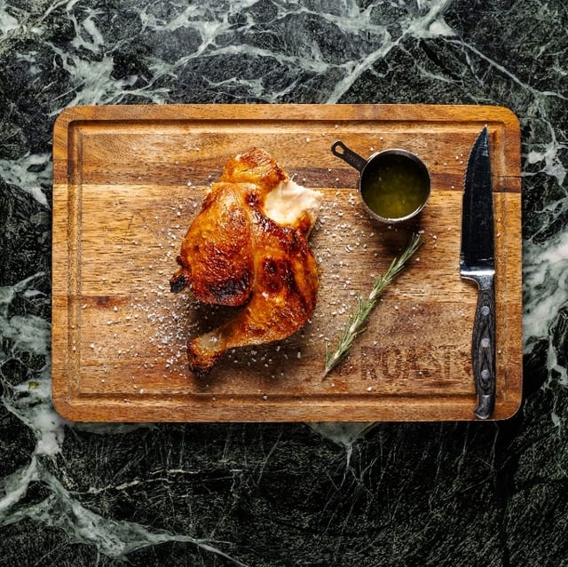 1/4 Chicken Leg.